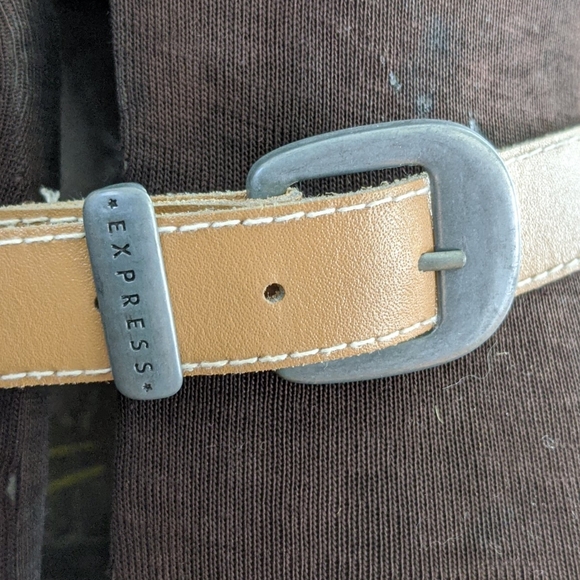 Vintage Express brand Deep Mustard skinny Belt. - Picture 2 of 5